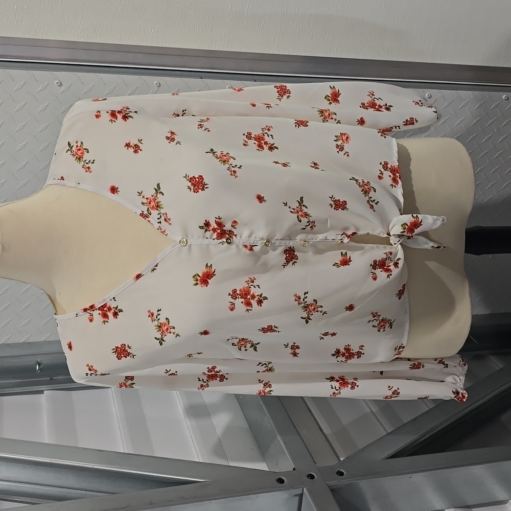 Wishful Park blouse floral design Size Large